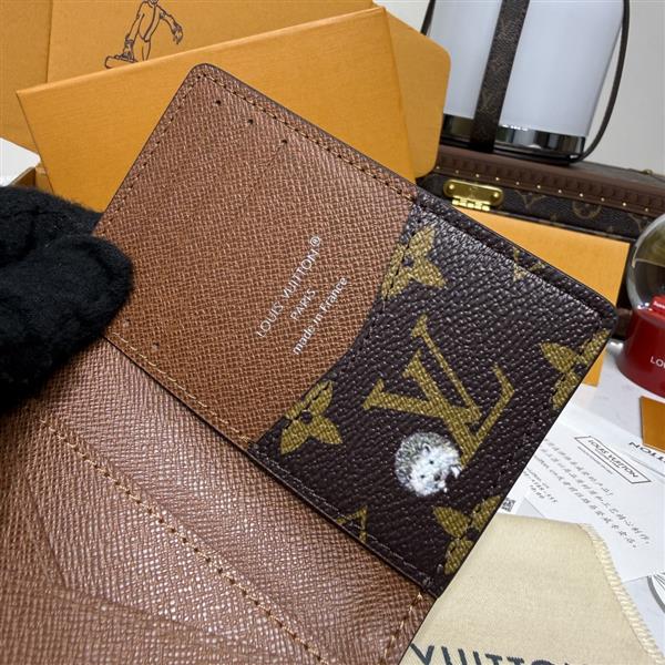 2026122105456116 270